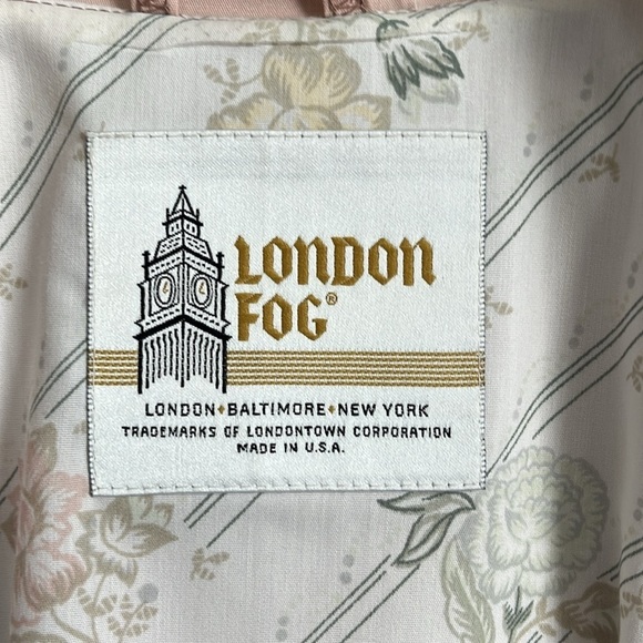 Vintage London Fog Pink Trench Coat - Picture 10 of 11